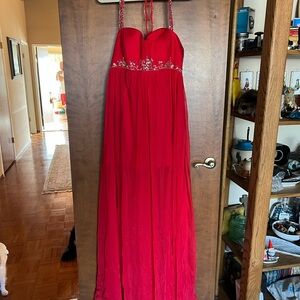 Chic Strapless Red Dress with Embellishments